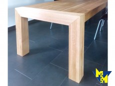 Stůl Deluxe - masiv Dub - olej - drásáno - noha 12x12cm